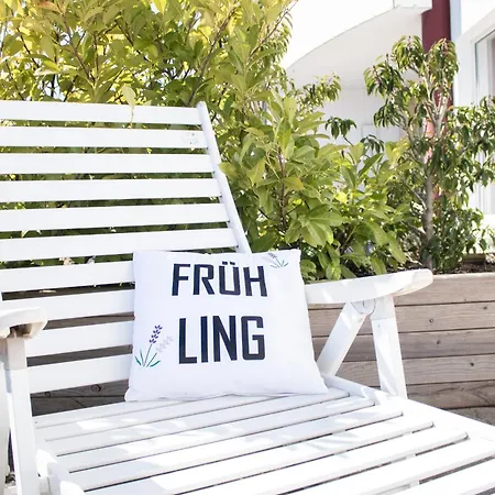 Haus Seeland 1 Whg. 13 *